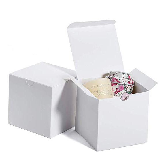 2 SMALL 6 X 5 X 1" WHITE GIFT BOXES PHOTOGRAPHS,HAMPER,GIFTS 