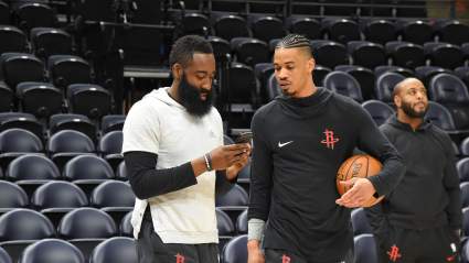 Rockets Veteran Expected to Miss Entire Season With Foot Injury: Report