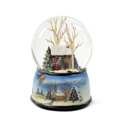 16 Best Christmas Music Boxes: Your Buyer’s Guide | Heavy.com