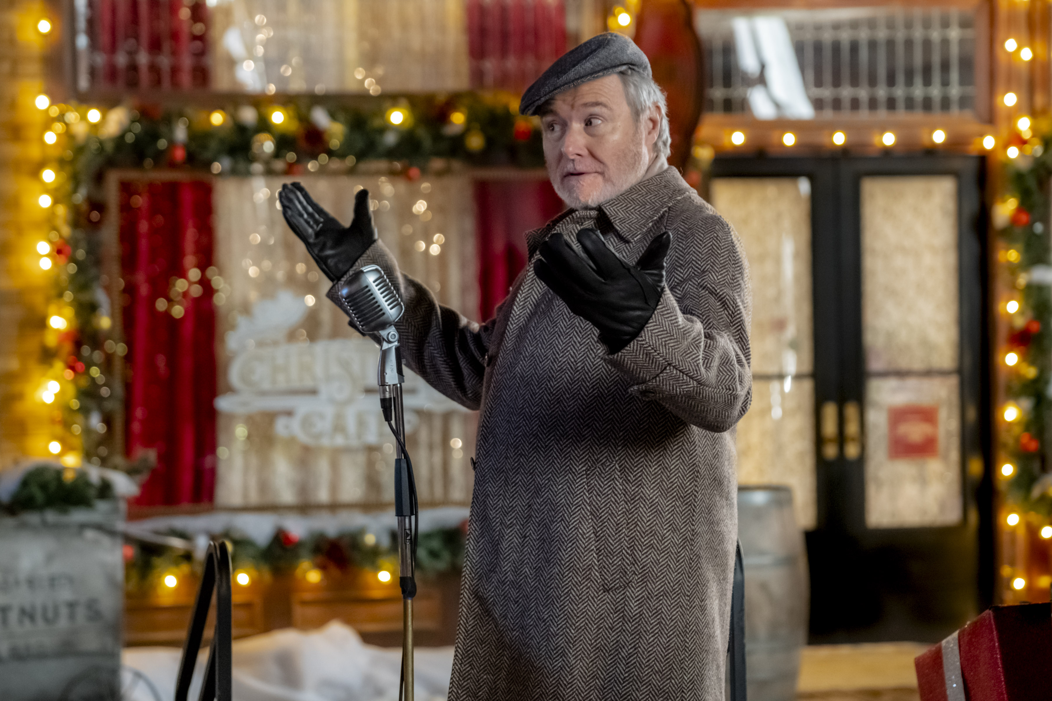 Hallmark’s Christmas Town: Where Filmed, Cast &amp; Photos | Heavy.com