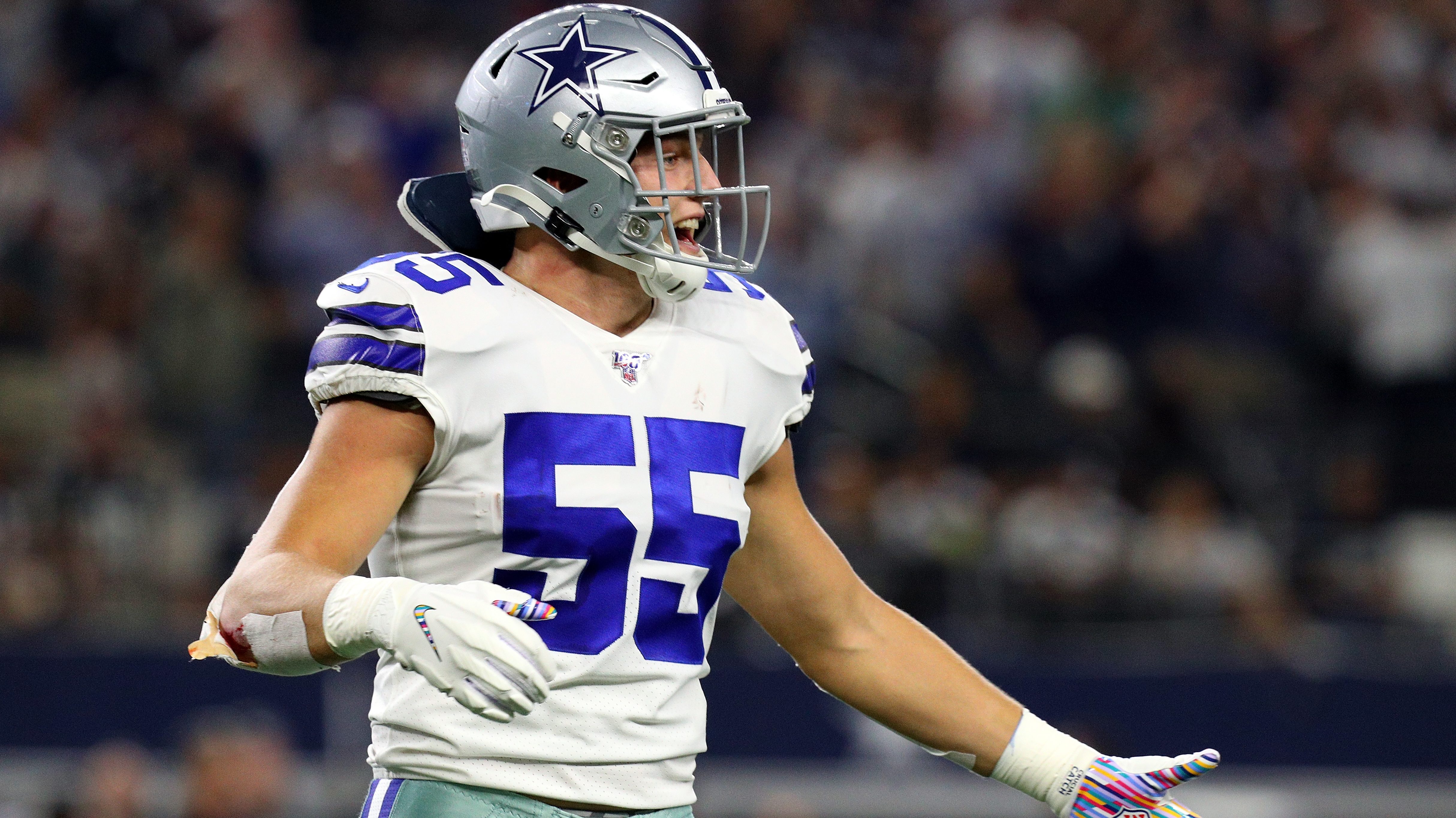 Cowboys’ Vander Esch Unlikely to Play vs. Giants Report