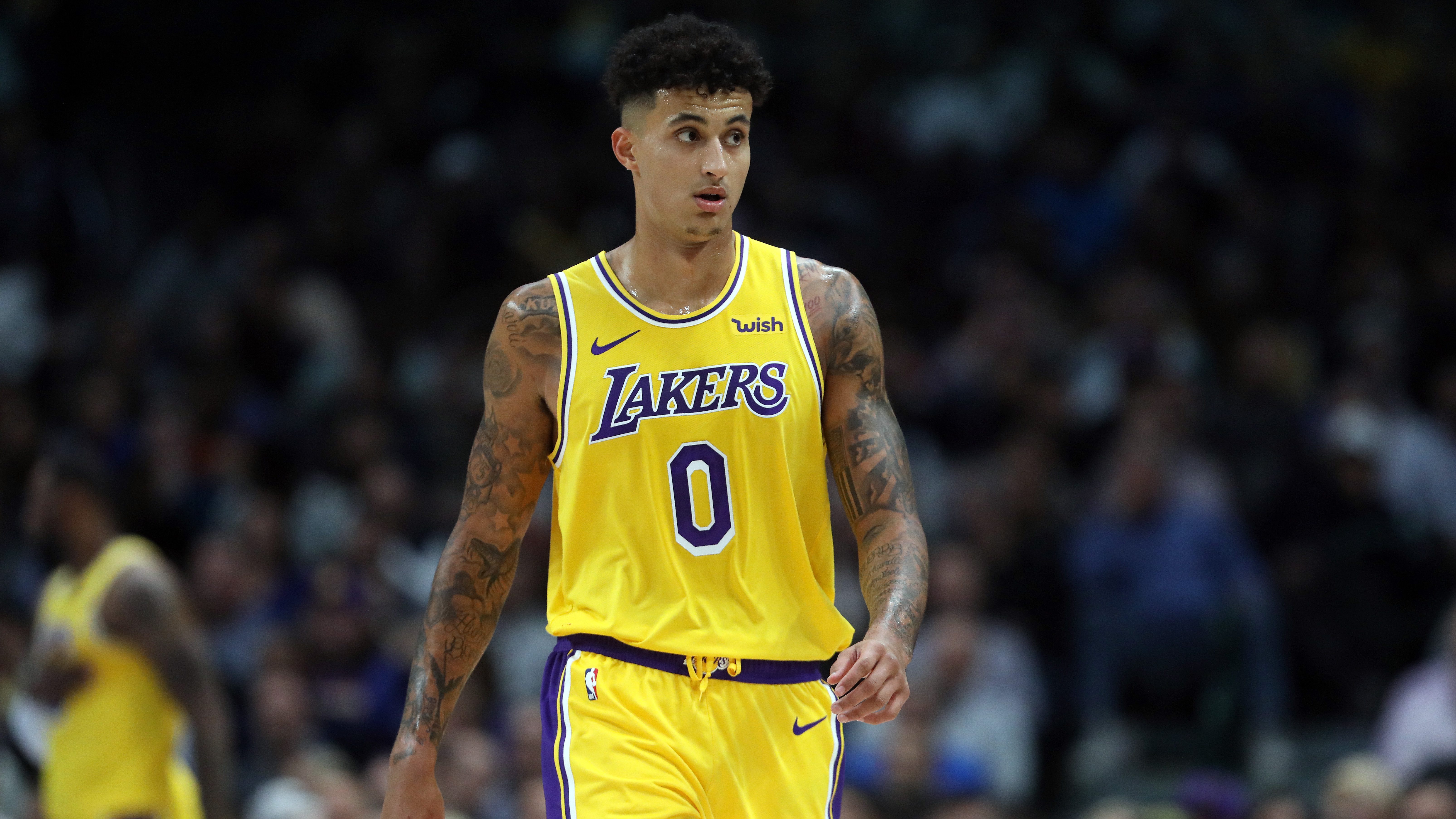 Lakers' Kyle Kuzma Leaves Game With a Bloody Eye [Watch ...