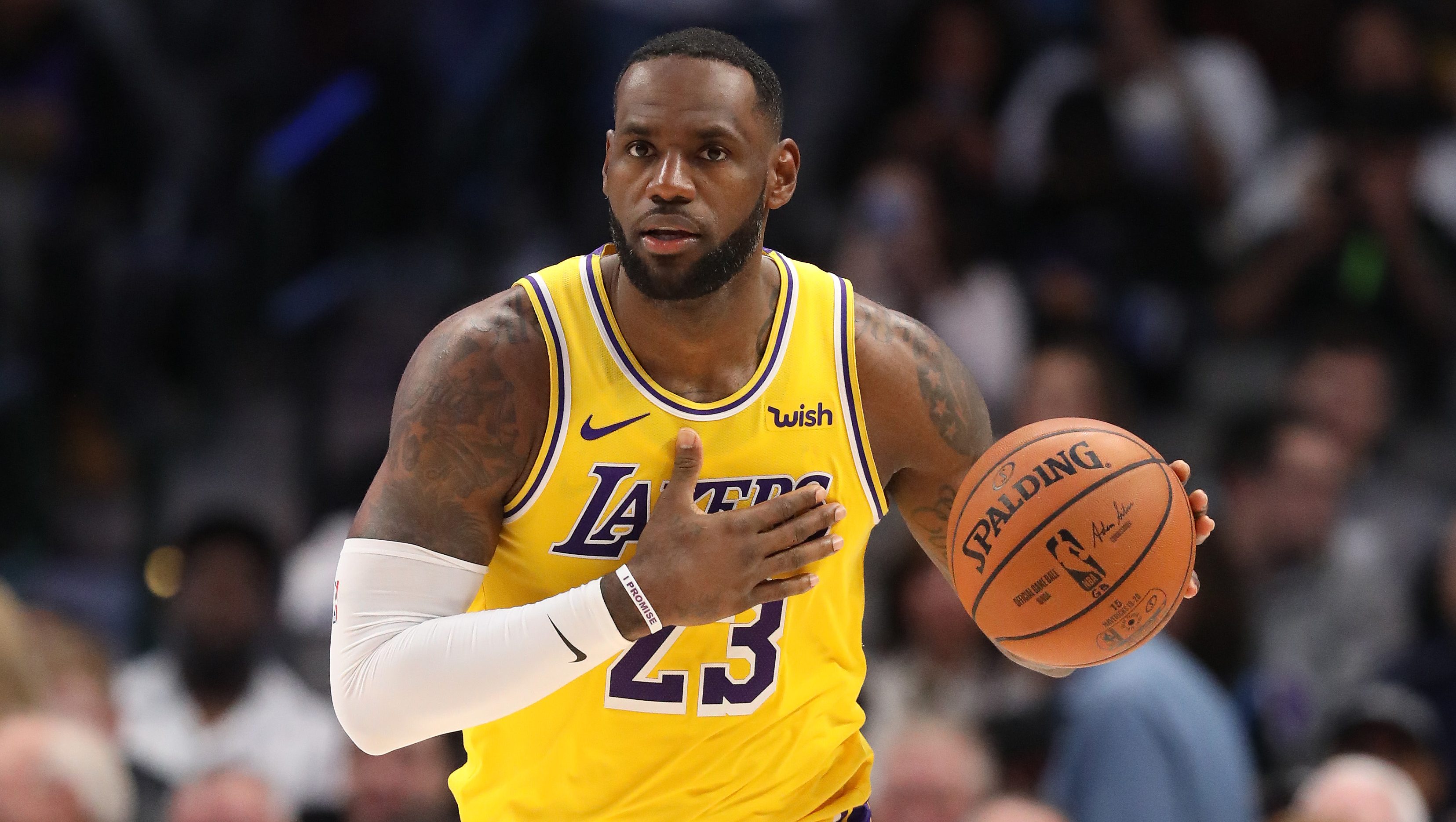 Lakers' LeBron James Trolls Critics After Historic TripleDouble
