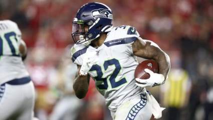 Seahawks’ Chris Carson Sustains Hit to the Head vs. Vikings [Video]