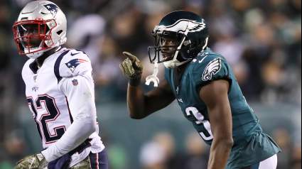 DeVonta Smith Working with Ex-Eagles WR Turned Unfortunate Meme