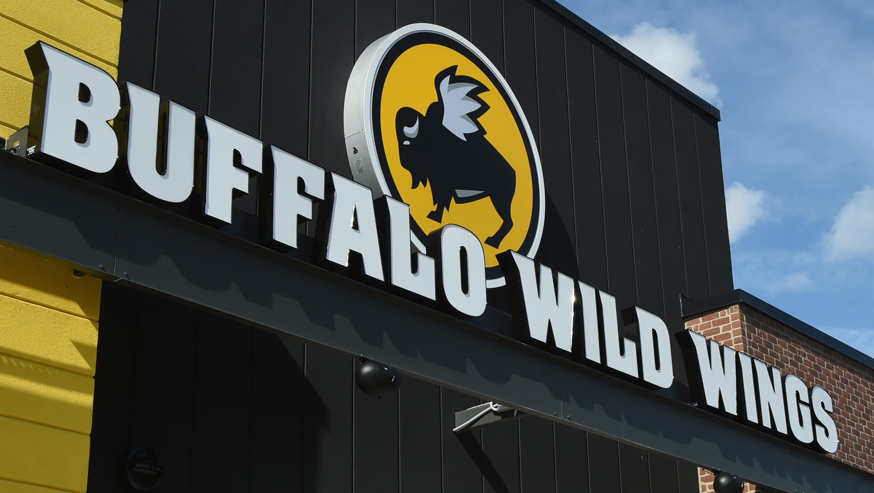 vision Seks Gymnast Is Buffalo Wild Wings Open or Closed on Thanksgiving 2019? | Heavy.com