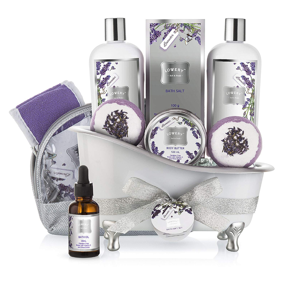 23 Best Women's Bath Gift Sets For Christmas (2021)