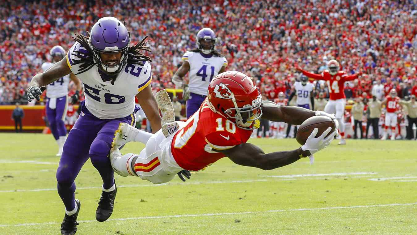 Chiefs’ Tyreek Hill Leads NFL in Crazy Touchdown Stat