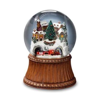 35 Best Snow Globes You’ll Absolutely Love (2020) | Heavy.com