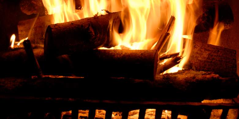 How To Watch The 2019 Yule Log Online Heavy Com