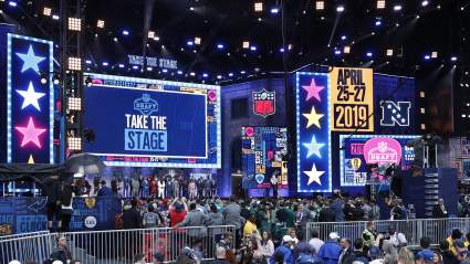Lions Stick With High NFL Draft Pick After Week 15 Loss