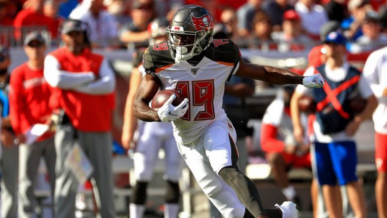 Fantasy Football Start Sit WR: Week 16