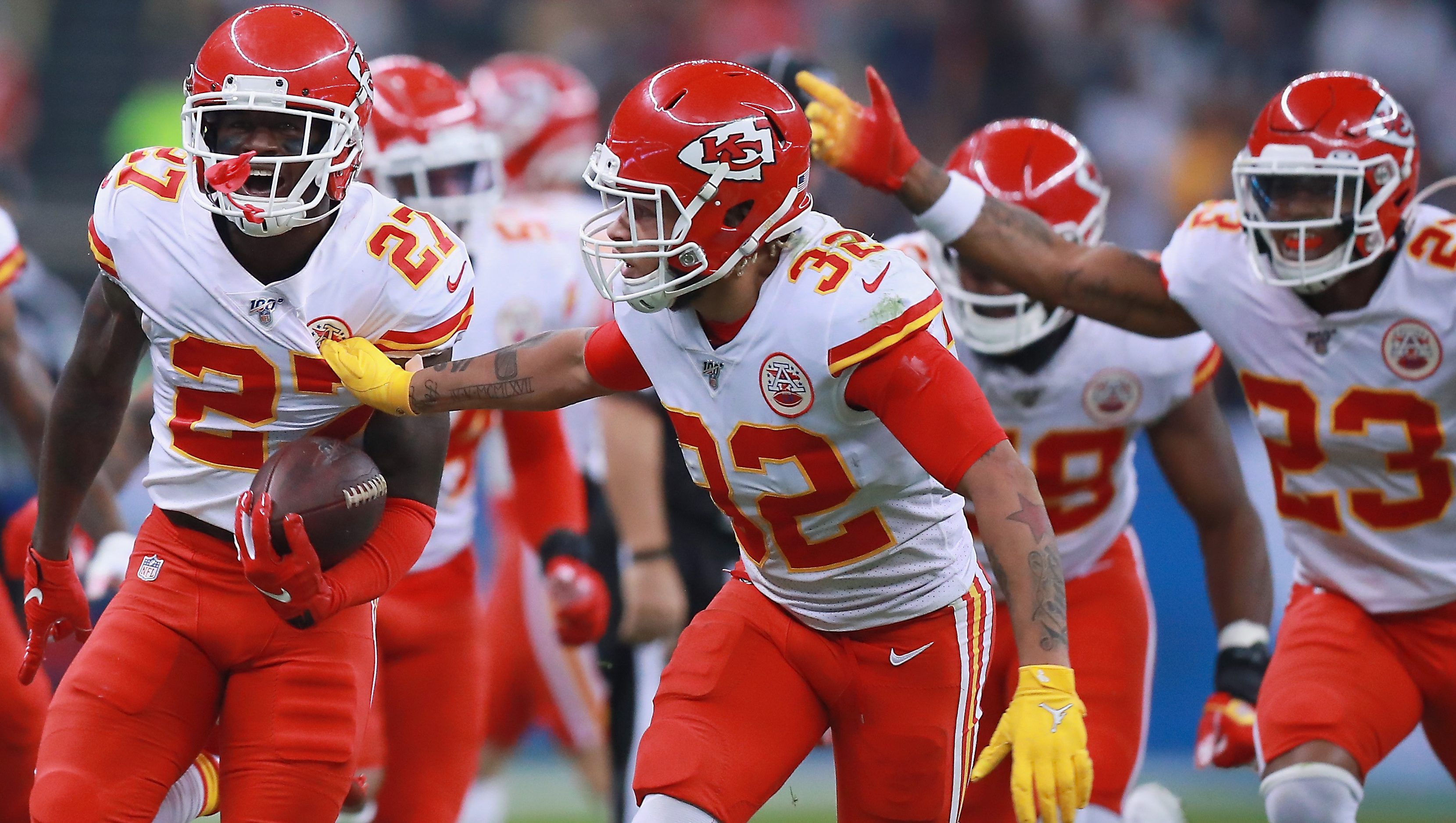 Chiefs Defense Ranks No. 1 In NFL Over The Past 5 Weeks | Heavy.com