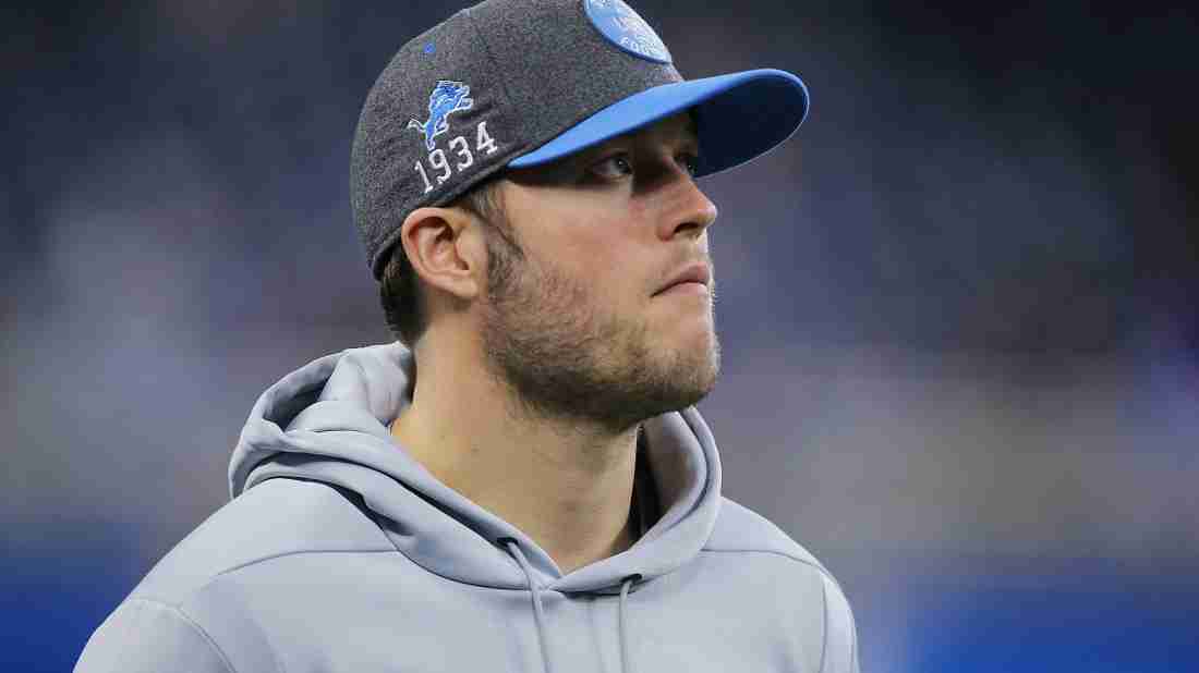 lions-matthew-stafford-surprises-family-on-christmas-heavy