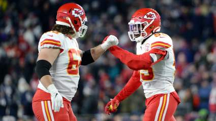 Chiefs’ Frank Clark Loses 12 Pounds, Battles Stomach Issues
