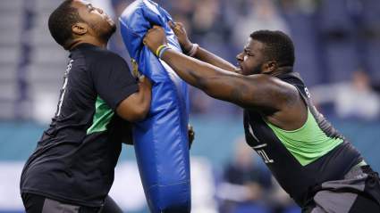 Cowboys Sign Former Buccaneers Starting Offensive Lineman