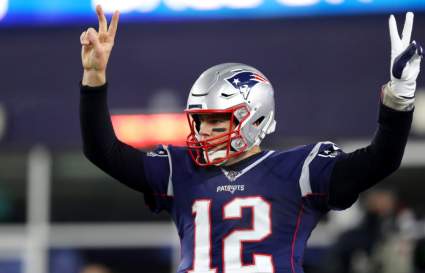 NFL Legend Tweets For Defenders To ‘Peel Tom Brady’s Cap’