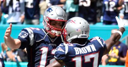 Antonio Brown Appears to Throw Jab at Patriots After Playoff Loss