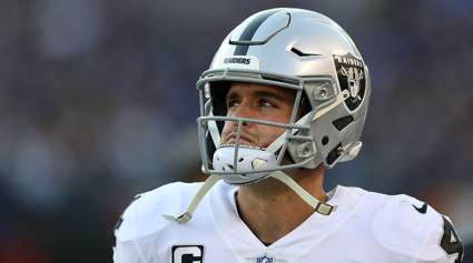 Raiders’ Derek Carr in Disbelief Over the Death of Kobe Bryant