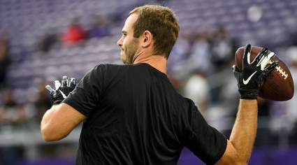 Raiders’ Hunter Renfrow Hilariously Trolled Over Outfit