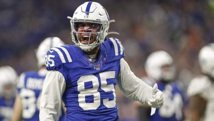 Colts TE Eric Ebron Hints He Wants to Become a Chicago Bear in Cryptic Tweet