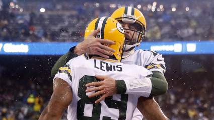 Aaron Rodgers Singles Out Packers He Hopes Return for 2020