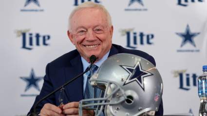 Cowboys, Patriots Predicted to Make Huge Trade Involving QB
