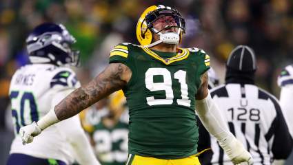 Packers LB Oddly Praises Russell Wilson With Farm Animal Comparison