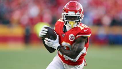 Chiefs Provide Update on Tyreek Hill, Travis Kelce’s Week 16 Status