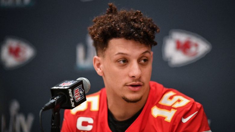 Chiefs Patrick Mahomes Sponsorships include Oakley