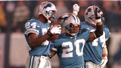 Great Stat Shows Barry Sanders’ Consistent Dominance With Lions