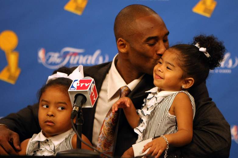 Kobe Bryant & His Daughters — Photos Of The NBA Star With Kids – Hollywood  Life