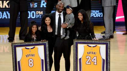 Fan’s Selfie With Kobe Bryant Believed to Be One of His Final Photos [LOOK]