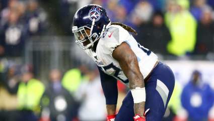 Titans’ Derrick Henry Throws Tebow-Esque Jump-Pass TD [WATCH]