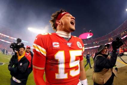 Chiefs QB Mahomes’ Hometown Adopting Longtime KC Tradition