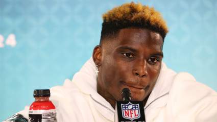 Chiefs’ Tyreek Hill and Son Team up for Intense Outdoor Workout [WATCH]