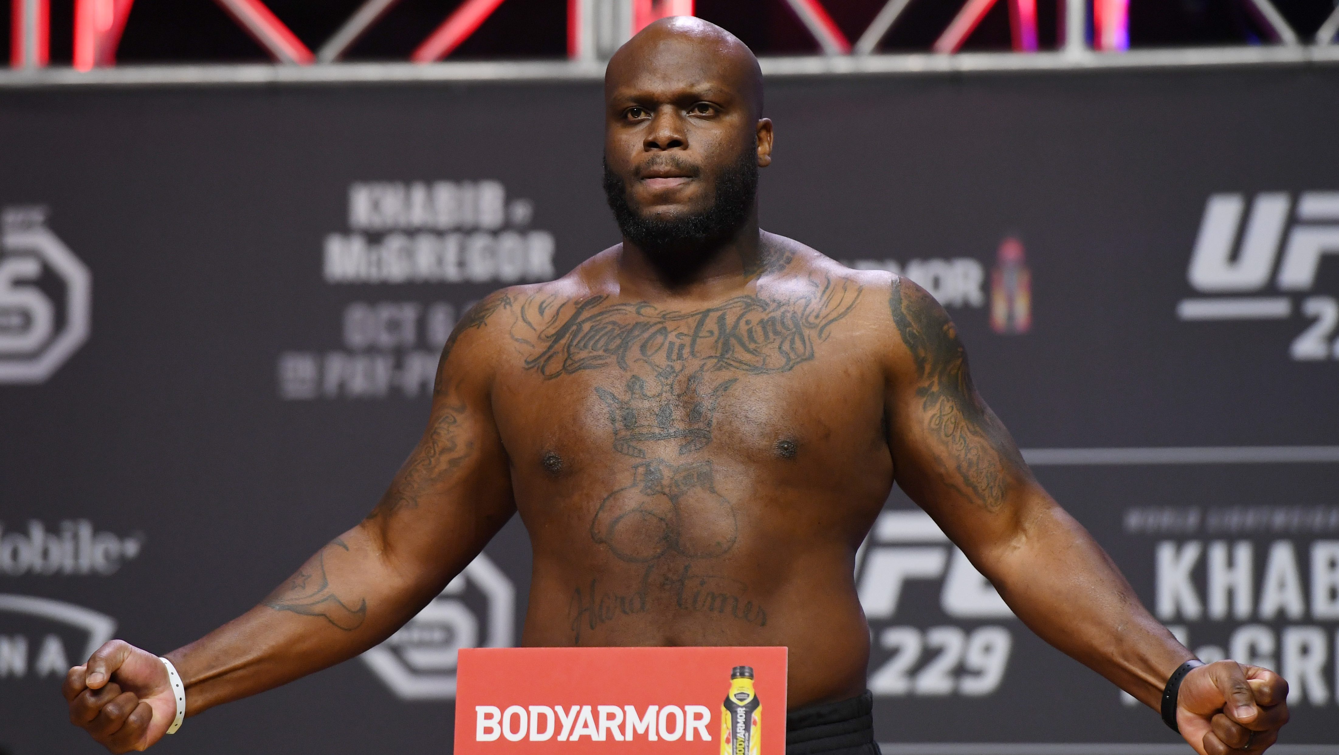 Ufc Heavyweight Ko King Derrick Lewis Reveals Epic Curse Heavy Com