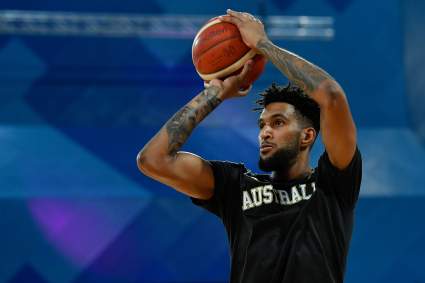 After Waiving Tyler Johnson, Phoenix Suns Sign Jonah Bolden
