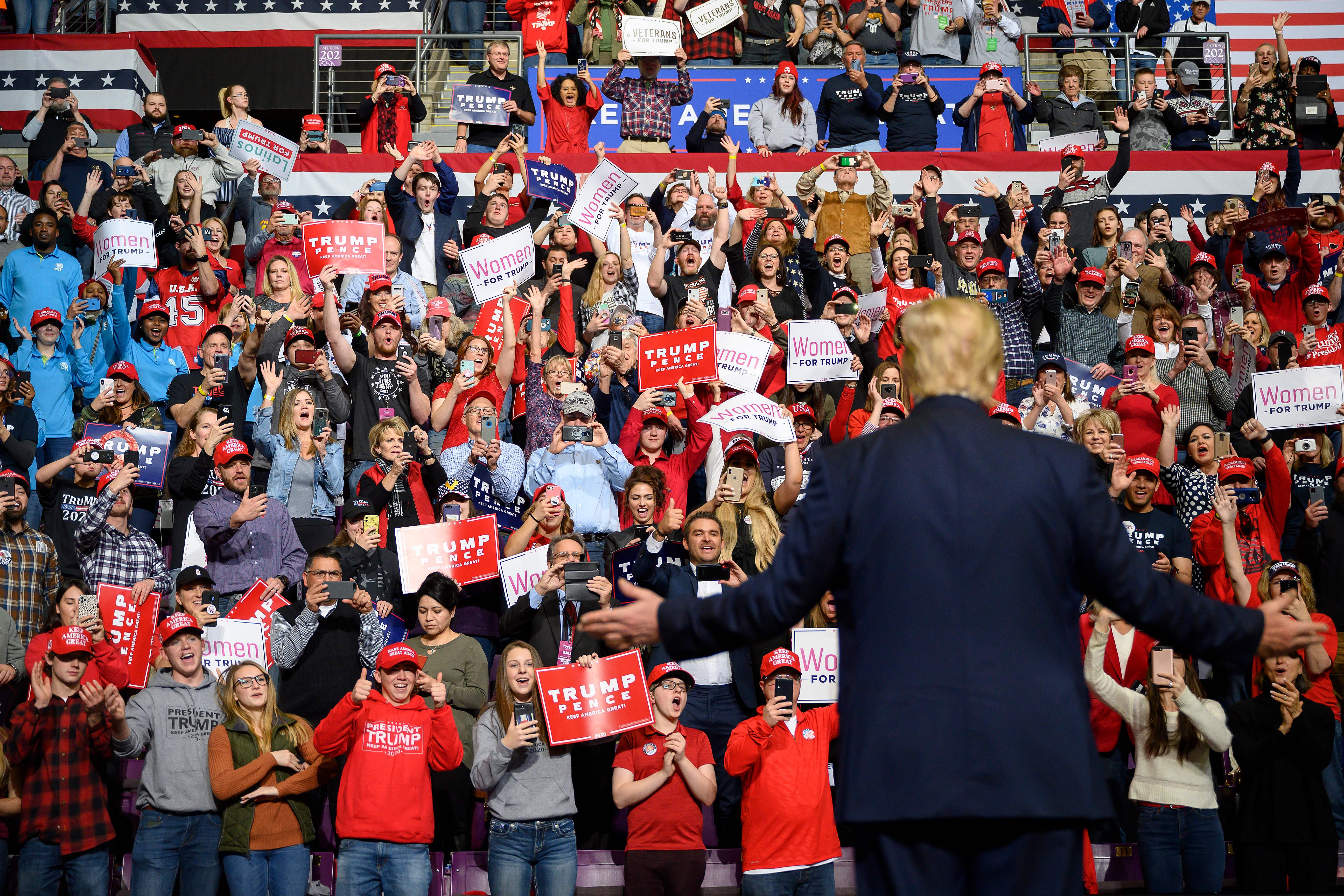 How Many Attended Trump’s Colorado Rally? Crowd Photos | Heavy.com