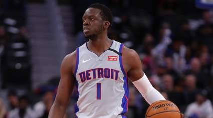 Potential Lakers Target Reggie Jackson Lands With Rival