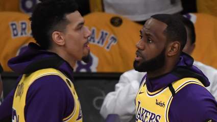 Mavericks had ‘Deal in Place’ to Acquire Lakers Veteran: Report
