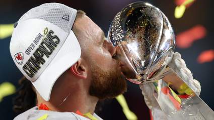 Jason Kelce Sends Hilarious Super Bowl Message to Travis Kelce [WATCH]