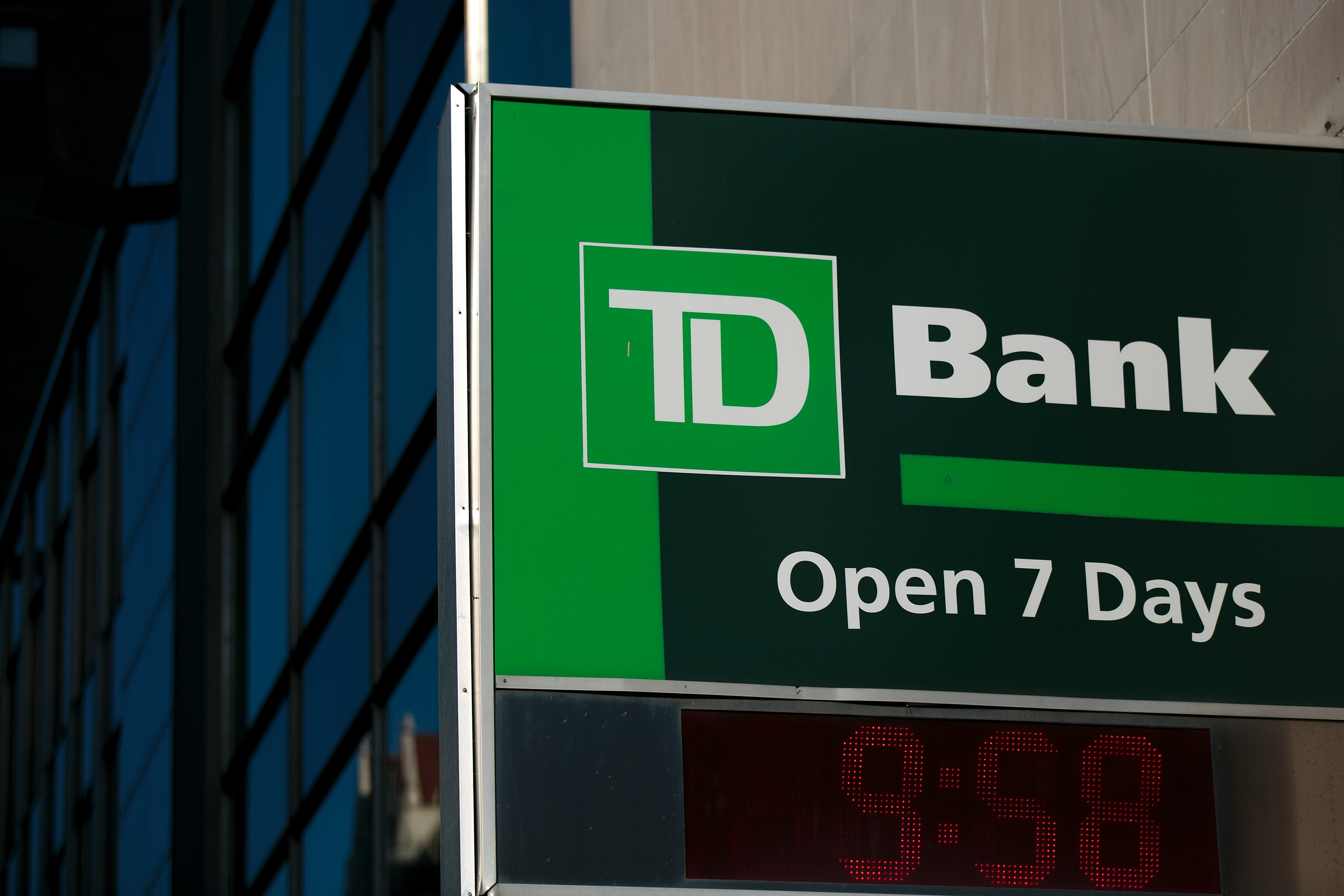 are td banks open on labor day