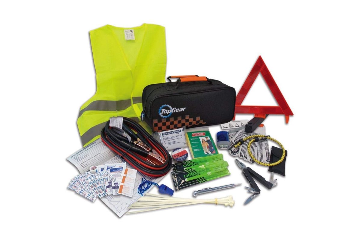 aaa 42 piece emergency road assistance kit