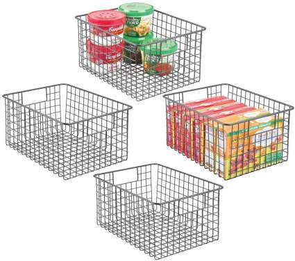 Farmhouse Decor Metal Wire Food Storage Organizer Bin Basket with Handles