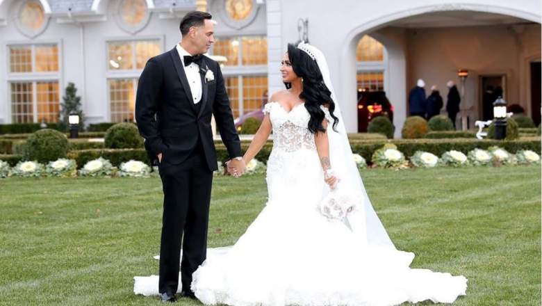 Kapel cassette stapel Snooki & JWoww's Speech: What Did They Say at Angelina's Wedding? |  Heavy.com