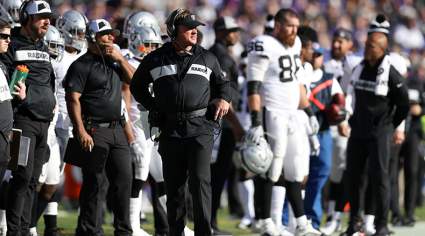Raiders Re-Sign Veteran Power Running Back: Report