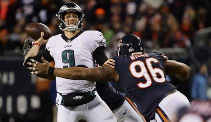 NFL Analyst Has Extremely Bold Prediction for One Chicago Bears QB in 2020
