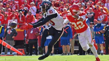 Chiefs WR Sammy Watkins Recruited By Texans’ All-Pro on Twitter