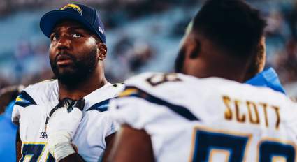 Bears Named ‘Logical Landing Spot’ for 2x Pro Bowl Lineman